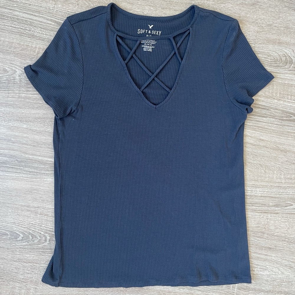 Crisscross T